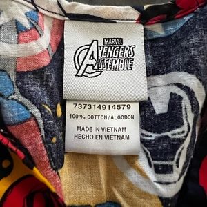 Marvel Avengers Men’s Scrub Top